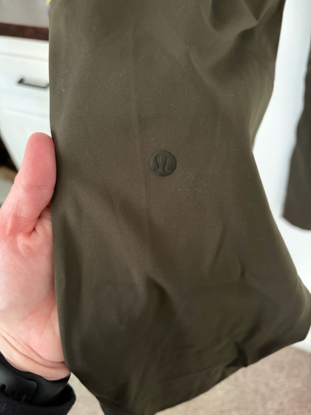 Lululemon - Picture 3 of 3